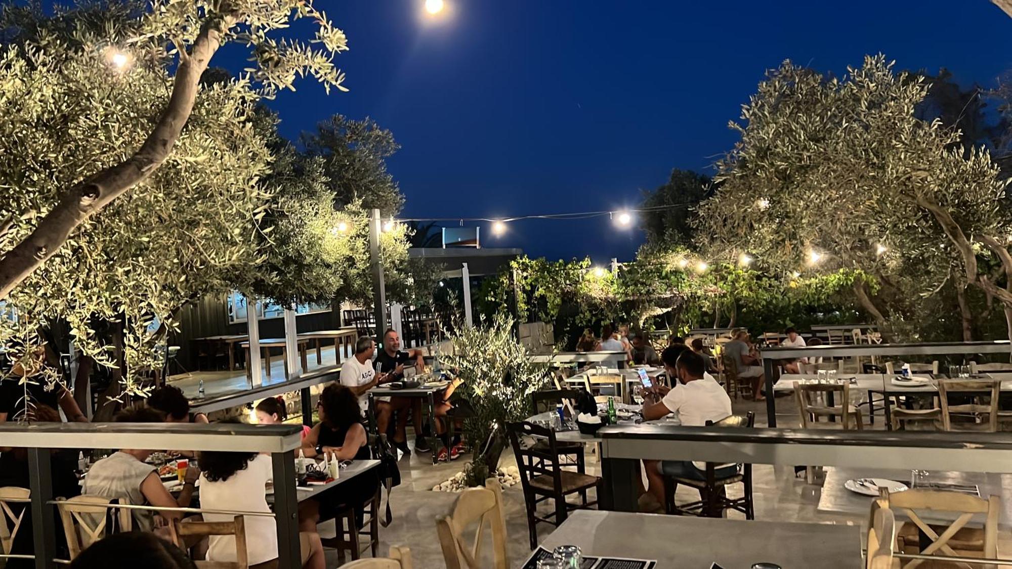 Cozy Apartment In Paphos Beautiful Complex Exterior foto